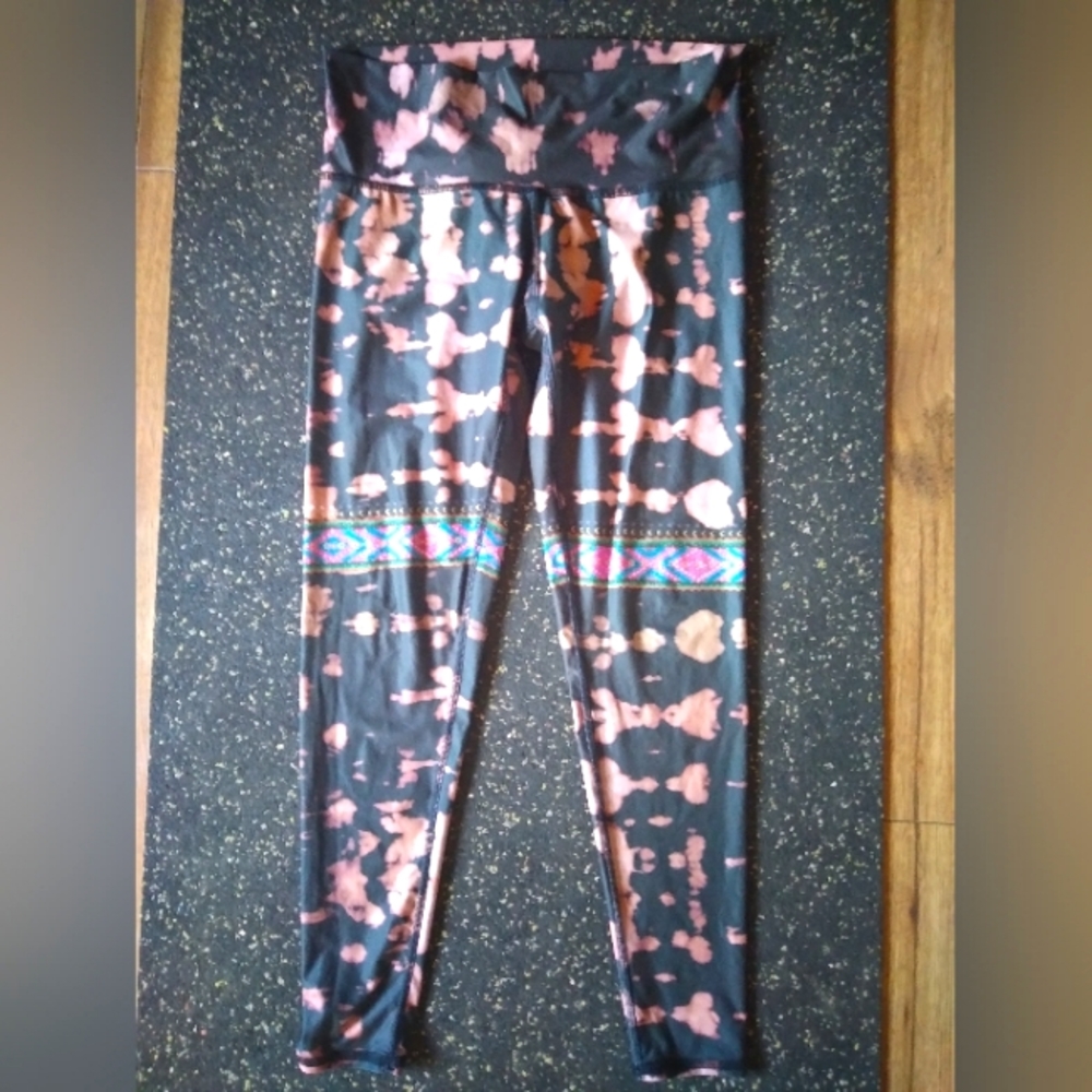 Teeki hot pants